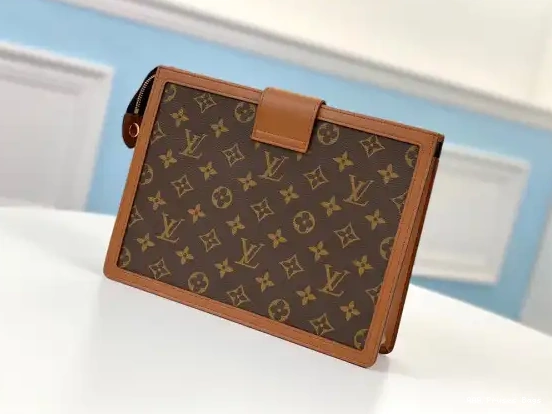 AAA Pruses Bags CLUTCH VUITTON LOUIS 0526